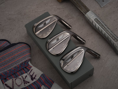 Titleist ネームプレート アメリカ国旗デザインとシルバーデザイン計2点。 Titleist ネームプレート アメリカ国旗デザイン:2枚 - メルカリ